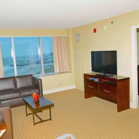 Boardwalk Resorts At Atlantic Palace-2